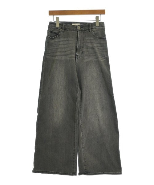 COLLAGE GALLARDAGALANTE ยีนส์