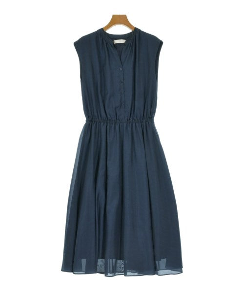 COLLAGE GALLARDAGALANTE ชุดเดรส