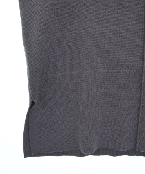 N. Natural Beauty Basic เสื้อแขนกุด