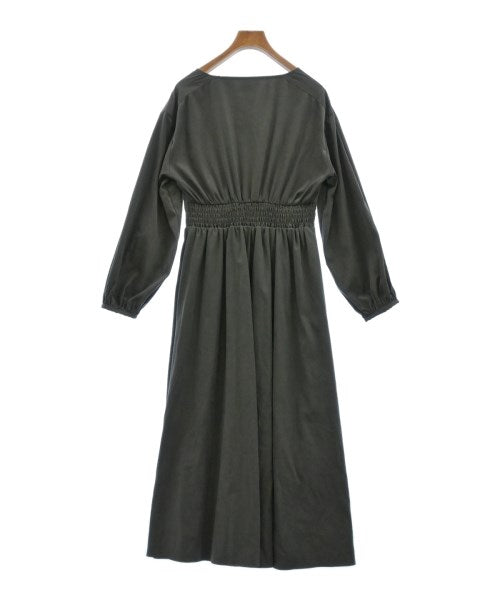 N. Natural Beauty Basic ชุดเดรส