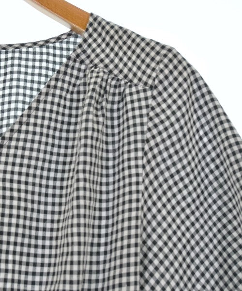 N. Natural Beauty Basic เสื้อสตรี