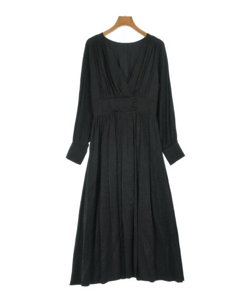 N. Natural Beauty Basic ชุดเดรส