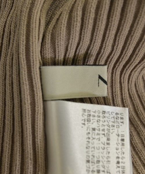 N. Natural Beauty Basic เสื้อกันหนาว