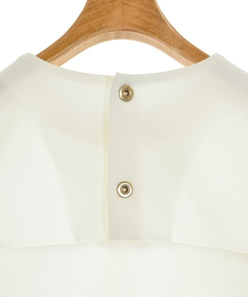 N. Natural Beauty Basic เสื้อสตรี