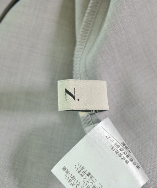 N. Natural Beauty Basic เดรสที่เป็นเสื้อเชิ้ตตัวยาว