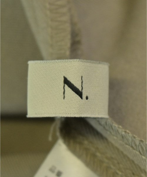 N. Natural Beauty Basic ชุดเดรส