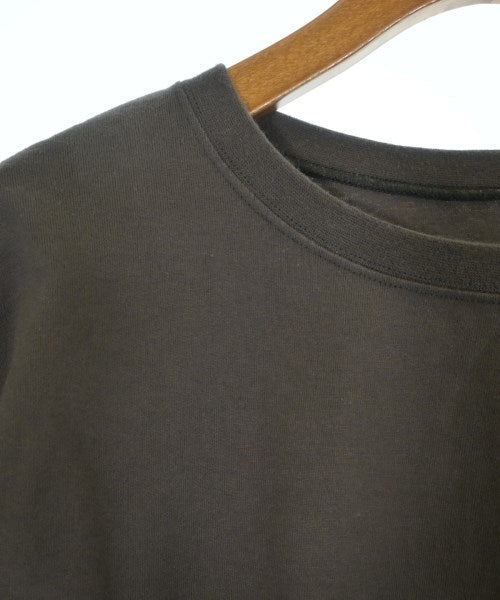 nest robe เสื้อยืด/เสื้อท็อปส์