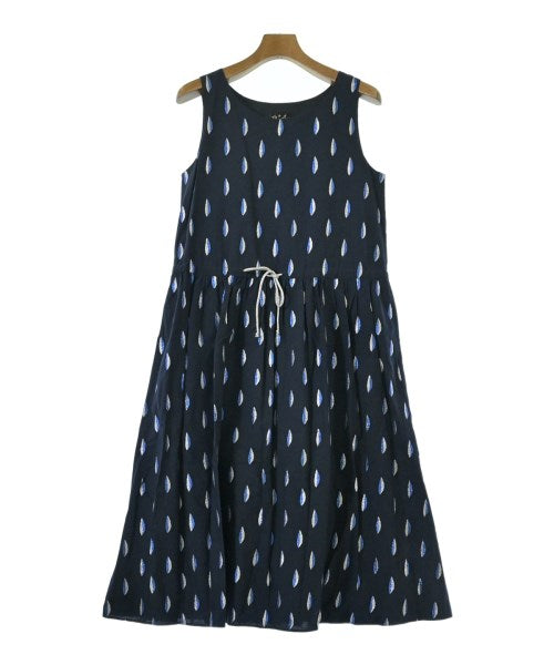 To b. by agnes b ชุดเดรส