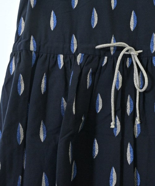 To b. by agnes b ชุดเดรส