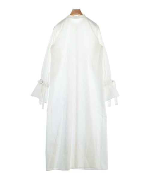 BEAMS เดรสที่เป็นเสื้อเชิ้ตตัวยาว