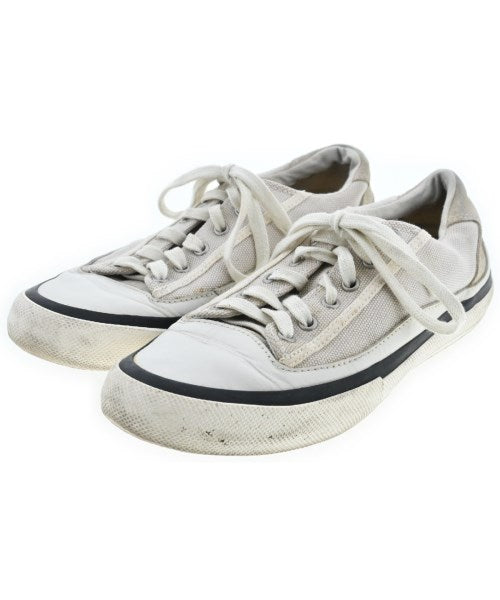 clarks รองเท้าผ้าใบ