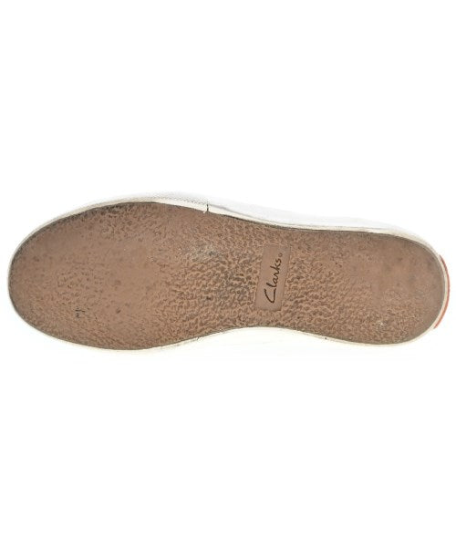 clarks รองเท้าผ้าใบ