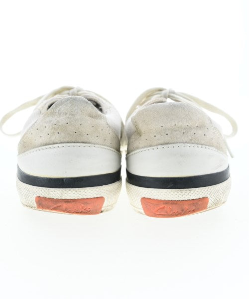 clarks รองเท้าผ้าใบ
