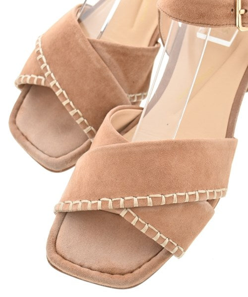 clarks รองเท้าแตะ