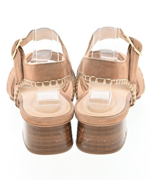 clarks รองเท้าแตะ