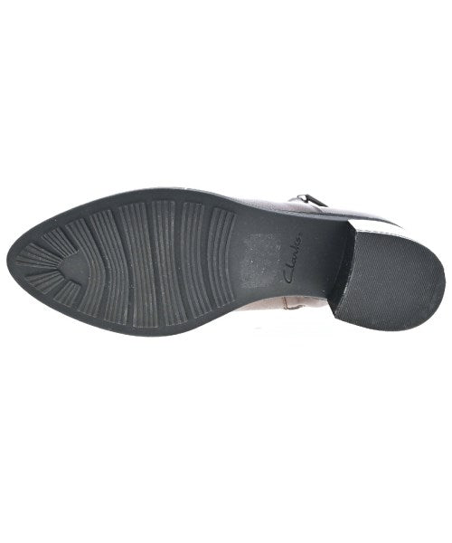 clarks รองเท้าบูท