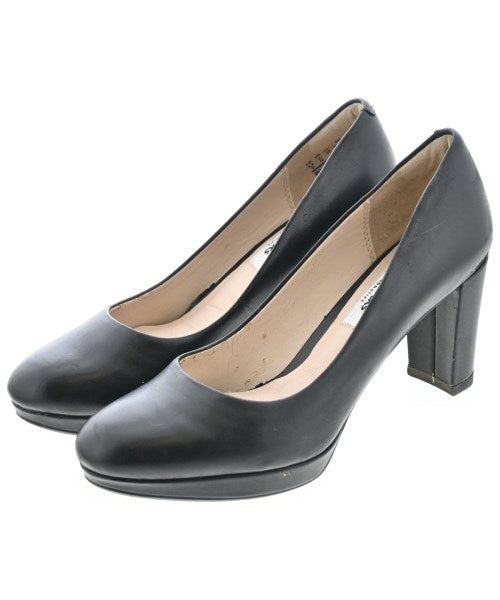 clarks รองเท้าส้นสูง