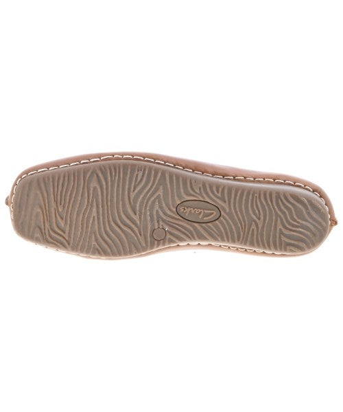 clarks รองเท้าส้นสูง
