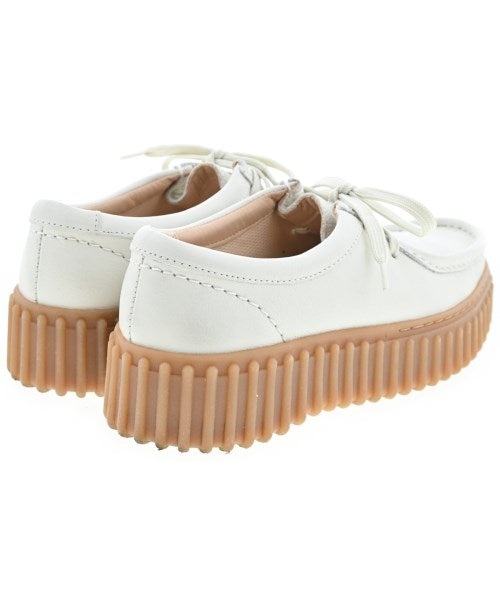 clarks รองเท้า อื่น