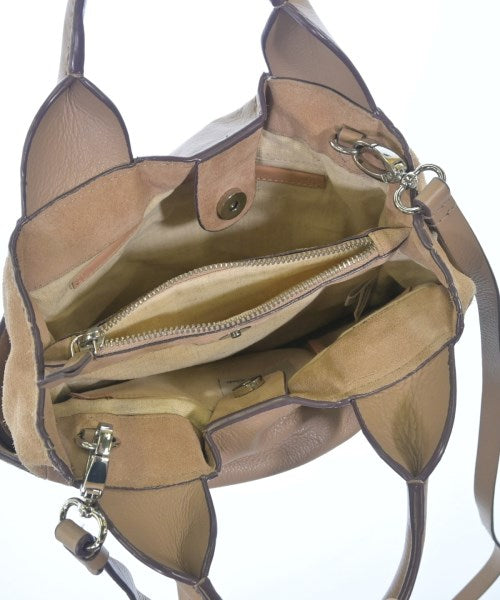 clarks กระเป๋าสะพาย