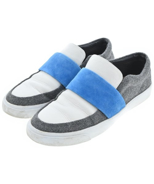 clarks รองเท้าผ้าใบ