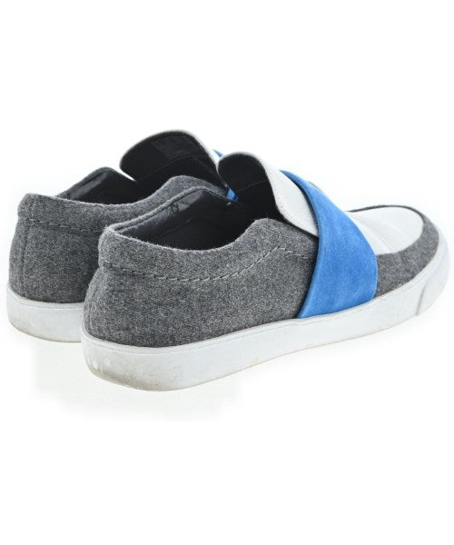 clarks รองเท้าผ้าใบ