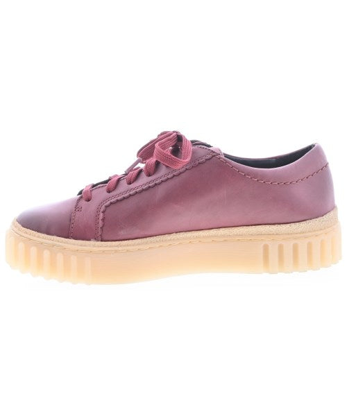 clarks รองเท้าผ้าใบ