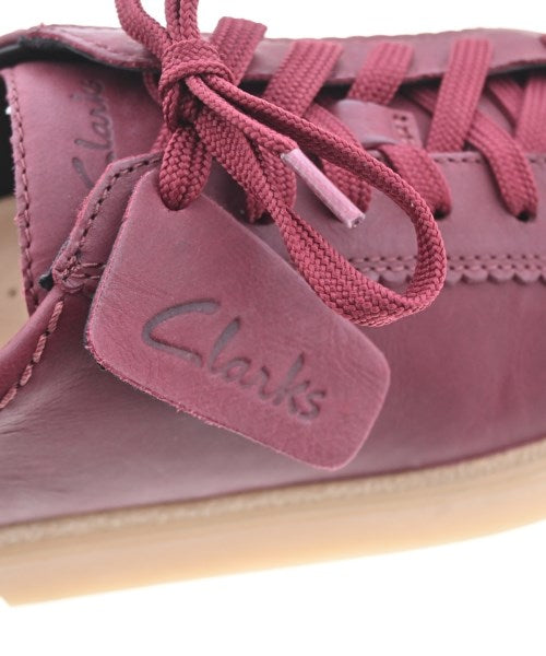 clarks รองเท้าผ้าใบ