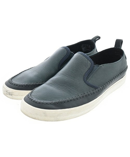 clarks รองเท้าผ้าใบ
