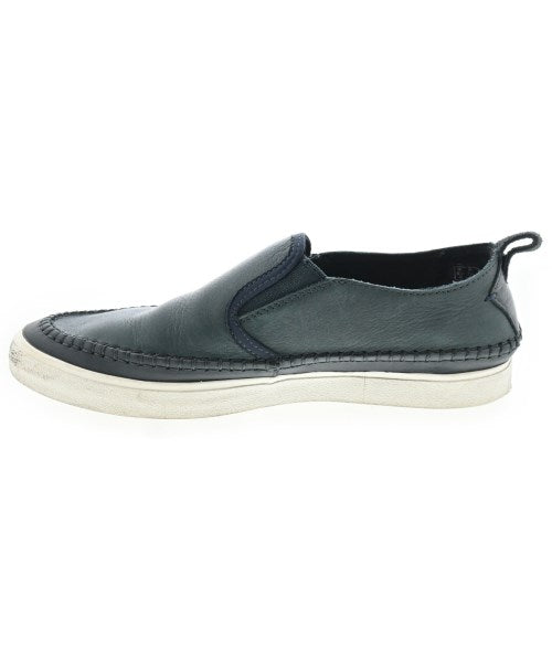 clarks รองเท้าผ้าใบ