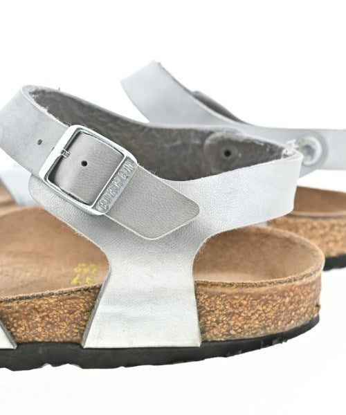 BIRKENSTOCK รองเท้าแตะ