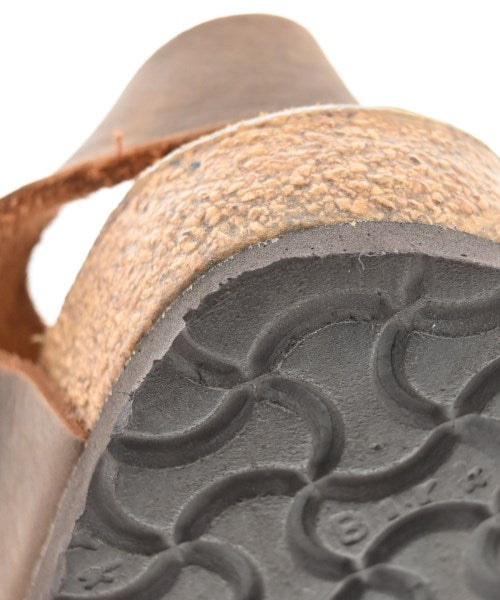 BIRKENSTOCK รองเท้าแตะ