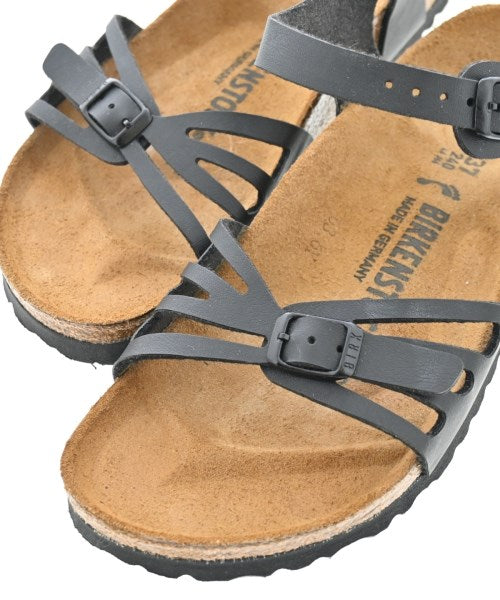 BIRKENSTOCK รองเท้าแตะ