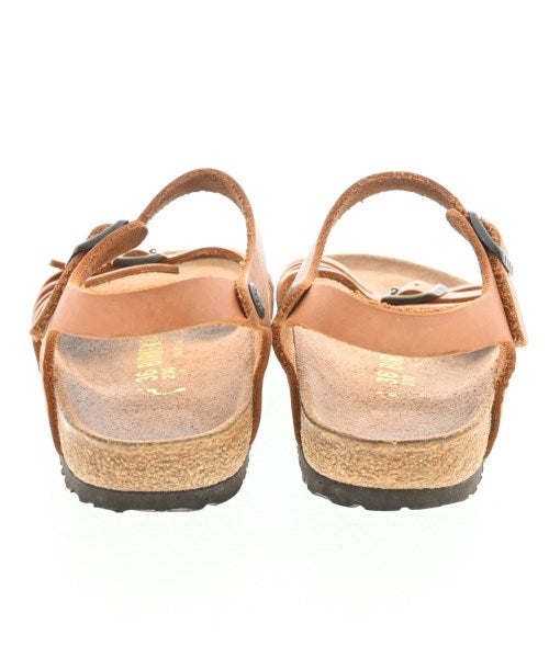 BIRKENSTOCK รองเท้าแตะ