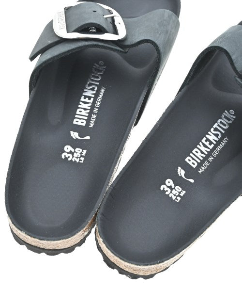 BIRKENSTOCK รองเท้าแตะ