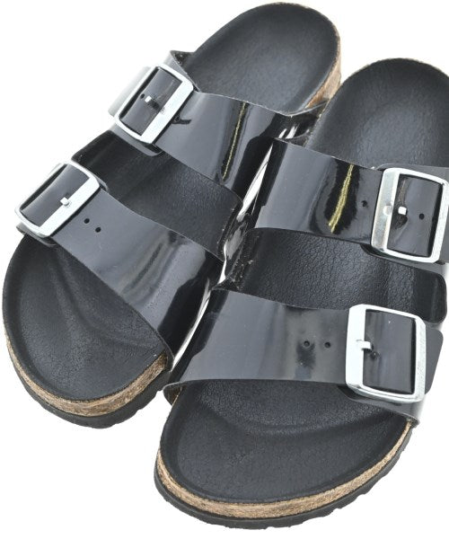 BIRKENSTOCK รองเท้าแตะ