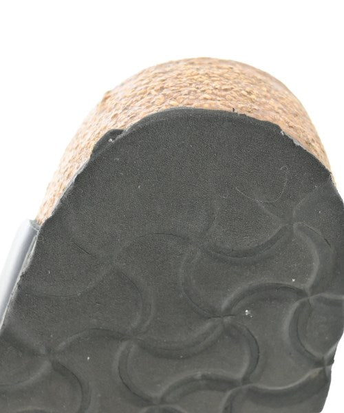 BIRKENSTOCK รองเท้าแตะ