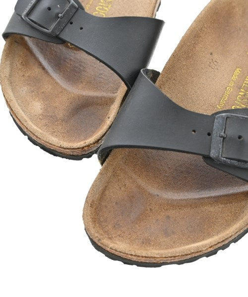 BIRKENSTOCK รองเท้าแตะ