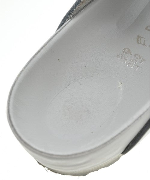 BIRKENSTOCK รองเท้าแตะ