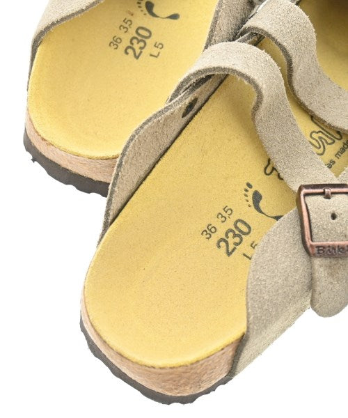 BIRKENSTOCK รองเท้าแตะ