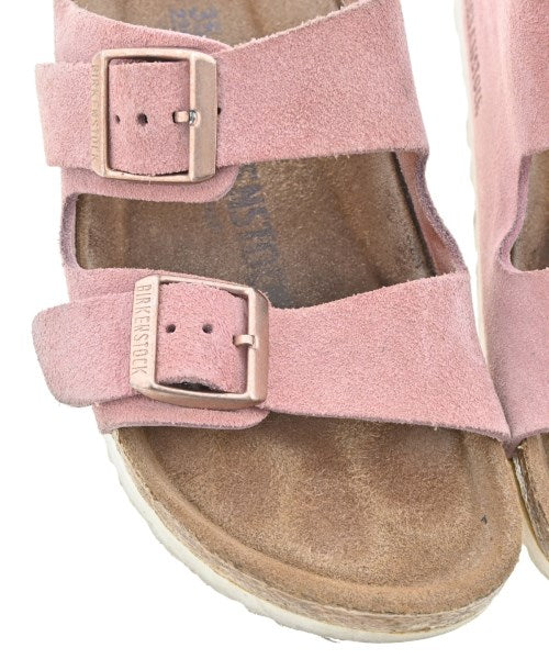 BIRKENSTOCK รองเท้าแตะ