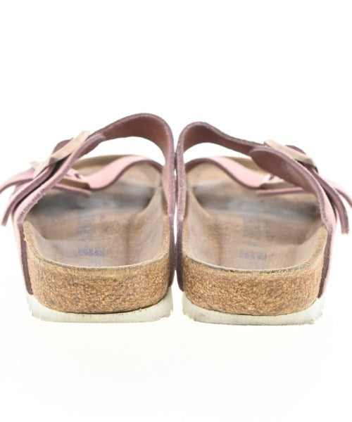 BIRKENSTOCK รองเท้าแตะ