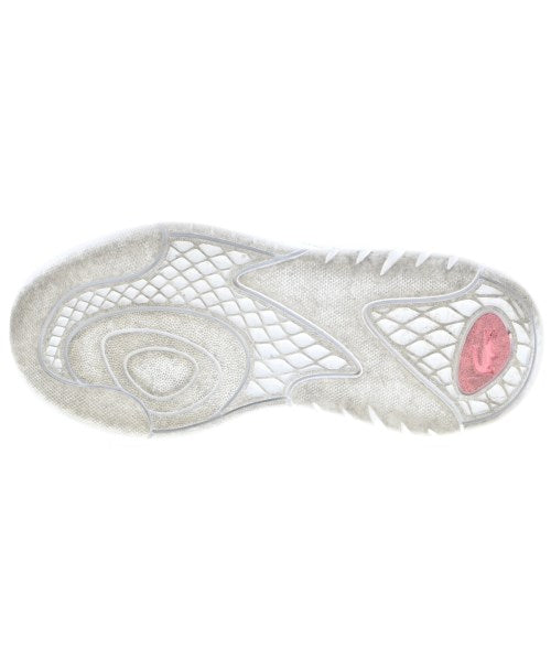 LACOSTE รองเท้าผ้าใบ