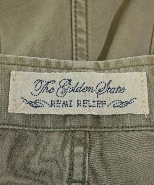 REMI RELIEF กางเกงขาสั้น