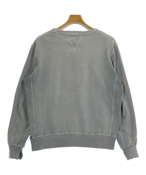 REMI RELIEF เสื้อสเวตเตอร์