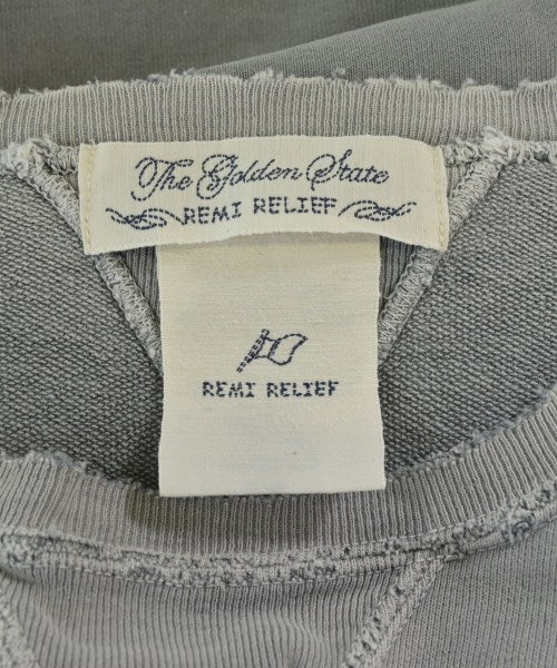 REMI RELIEF เสื้อสเวตเตอร์