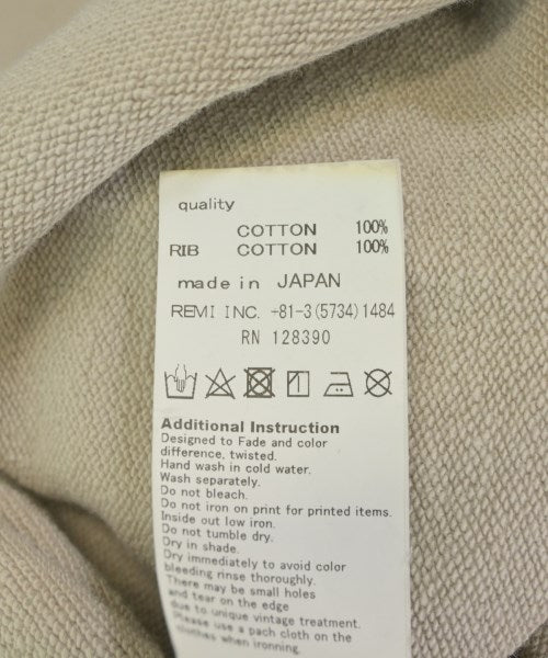 REMI RELIEF เสื้อสเวตเตอร์