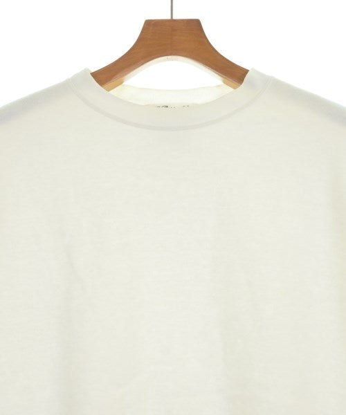 REMI RELIEF เสื้อสเวตเตอร์