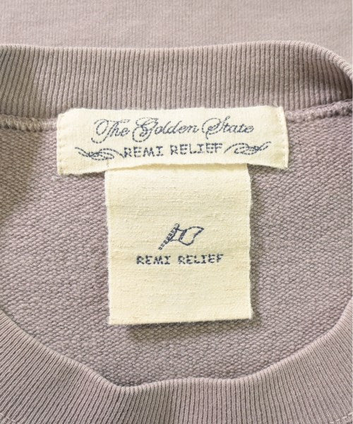 REMI RELIEF เสื้อสเวตเตอร์