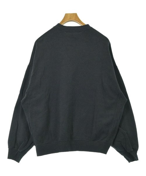 REMI RELIEF เสื้อสเวตเตอร์